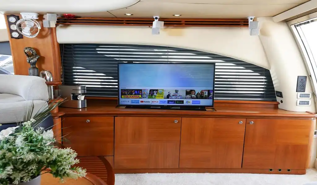 AZİMUT GLR LUXURY YACHT